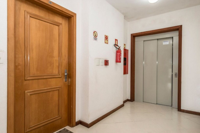 Imagem Imóvel com 2 Quartos à Venda, 57 m² em Cavalhada - Porto Alegre Imagem Imóvel com 2 Quartos à Venda, 57 m² em Cavalhada - Porto Alegre