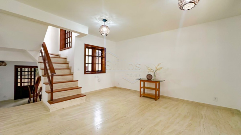 Imagem Casa de Condomínio com 5 Quartos à Venda, 176 m² em Vila Izabel - Campos Do Jordão Imagem Casa de Condomínio com 5 Quartos à Venda, 176 m² em Vila Izabel - Campos Do Jordão