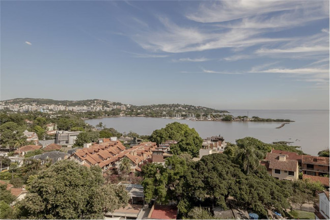 Imagem Casa com 4 Quartos à Venda, 631 m² em Vila Assunção - Porto Alegre Imagem Casa com 4 Quartos à Venda, 631 m² em Vila Assunção - Porto Alegre