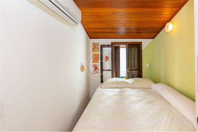 Imagem Casa com 3 Quartos à Venda, 150 m² em Jardins - São Paulo Imagem Casa com 3 Quartos à Venda, 150 m² em Jardins - São Paulo