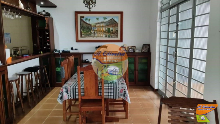 Imagem Casa com 3 Quartos à Venda, 280 m² em Centro - Ubatuba Imagem Casa com 3 Quartos à Venda, 280 m² em Centro - Ubatuba