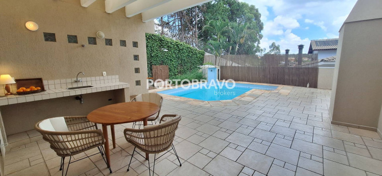 Imagem Casa com 4 Quartos à Venda, 325 m² em Alphaville - Santana De Parnaíba Imagem Casa com 4 Quartos à Venda, 325 m² em Alphaville - Santana De Parnaíba