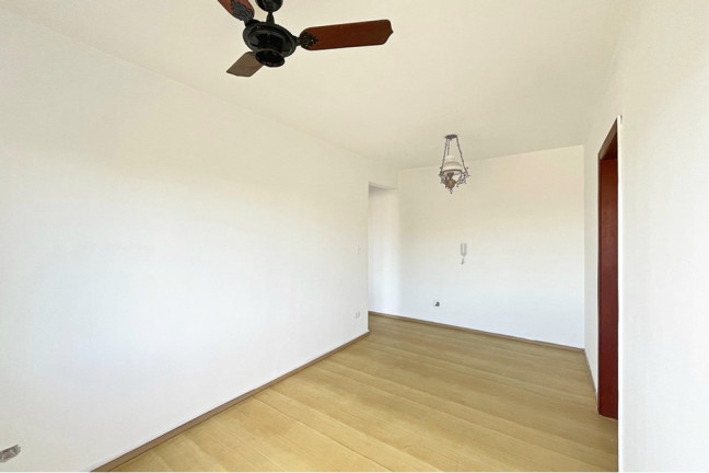 Imagem Apartamento com 3 Quartos à Venda, 66 m² em Cristal - Porto Alegre Imagem Apartamento com 3 Quartos à Venda, 66 m² em Cristal - Porto Alegre