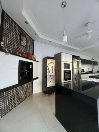 Imagem Casa com 3 Quartos à Venda, 238 m² em Pozzobon - Votuporanga