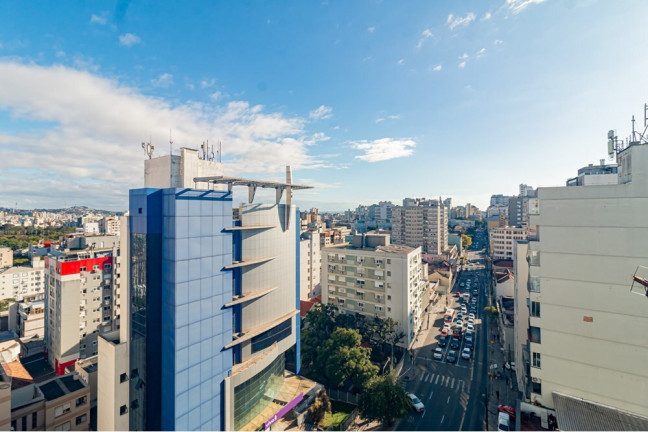 Imagem Imóvel com 4 Quartos à Venda,  em Independência - Porto Alegre