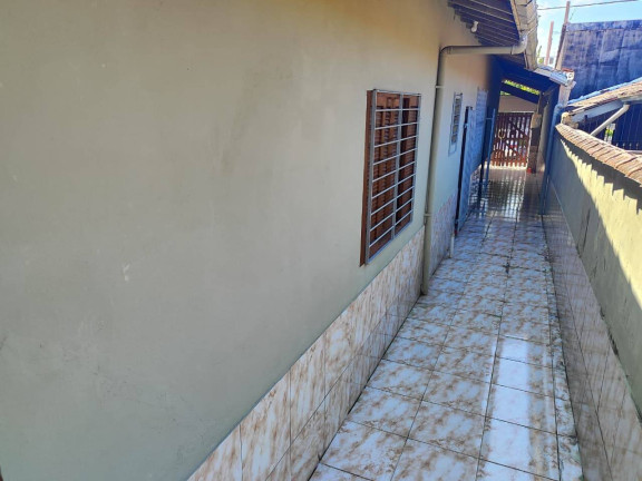 Imagem Casa com 2 Quartos à Venda, em Maracanã - Praia Grande Imagem Casa com 2 Quartos à Venda, em Maracanã - Praia Grande