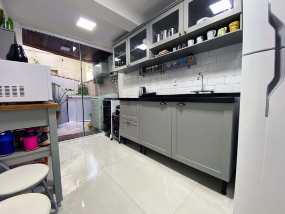 Imagem Apartamento com 1 Quarto à Venda, 54 m² em Petrópolis - Porto Alegre Imagem Apartamento com 1 Quarto à Venda, 54 m² em Petrópolis - Porto Alegre