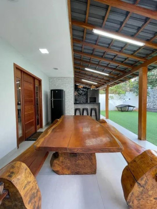 Imagem Casa com 3 Quartos à Venda, 300 m² em Ataíde - Vila Velha Imagem Casa com 3 Quartos à Venda, 300 m² em Ataíde - Vila Velha