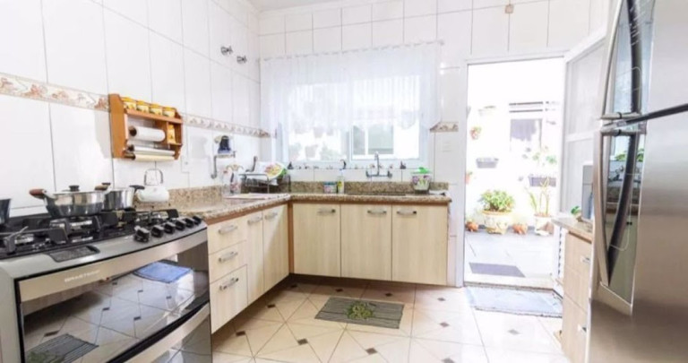 Imagem Casa com 4 Quartos à Venda, 140 m² em Jardim Dom Bosco - São Paulo