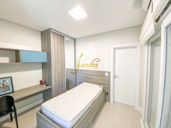 Imagem Casa com 3 Quartos à Venda, 200 m² em Centro - Xangri-la Imagem Casa com 3 Quartos à Venda, 200 m² em Centro - Xangri-la