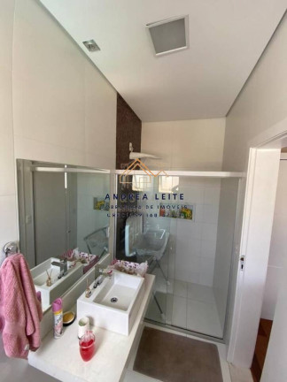 Imagem Casa com 3 Quartos à Venda, 374 m² em Bairro Da Vossoroca - Sorocaba Imagem Casa com 3 Quartos à Venda, 374 m² em Bairro Da Vossoroca - Sorocaba