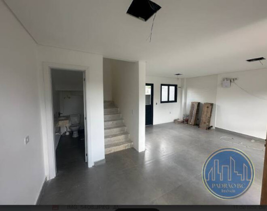 Imagem Casa à Venda, 101 m² em Lindóia - Curitiba Imagem Casa à Venda, 101 m² em Lindóia - Curitiba