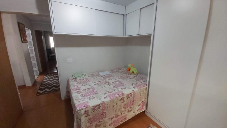 Imagem Casa com 3 Quartos à Venda, 242 m² em Helena Maria - Osasco