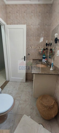 Imagem Casa com 3 Quartos à Venda, 180 m²