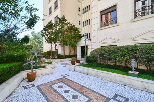Apartamento com 2 Quartos à Venda, 121 m² em Real Parque - São Paulo