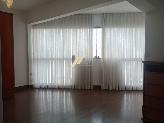 Imagem Imóvel com 3 Quartos à Venda, 223 m² em Cambuí - Campinas Imagem Imóvel com 3 Quartos à Venda, 223 m² em Cambuí - Campinas