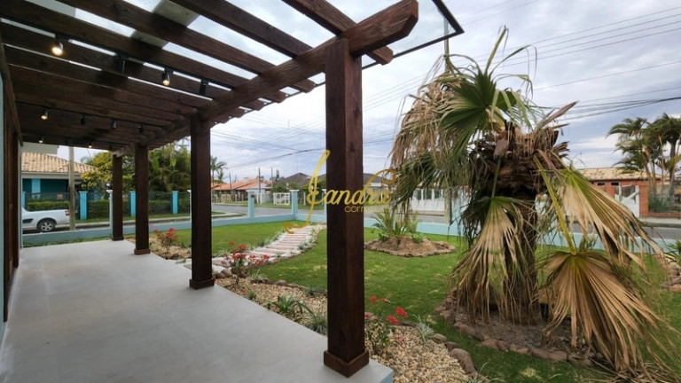 Imagem Casa com 3 Quartos à Venda, 194 m² em Atlantida - Xangri-la Imagem Casa com 3 Quartos à Venda, 194 m² em Atlantida - Xangri-la