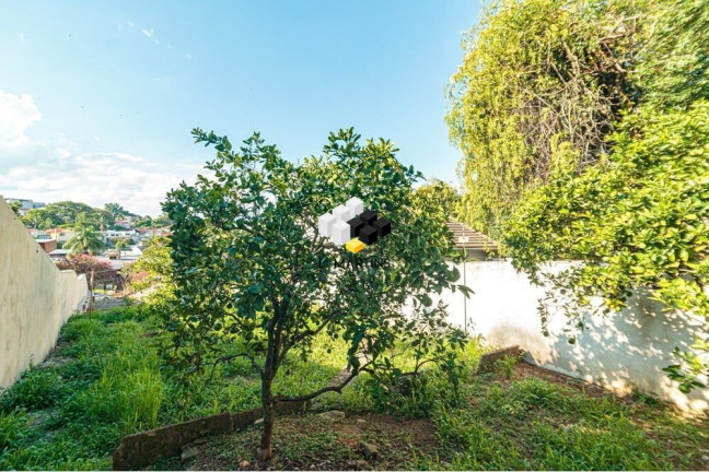 Imagem Casa com 2 Quartos à Venda, 144 m² em Chácara Das Pedras - Porto Alegre Imagem Casa com 2 Quartos à Venda, 144 m² em Chácara Das Pedras - Porto Alegre