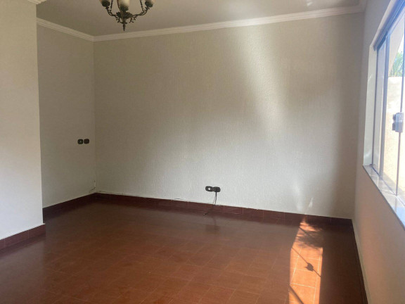 Imagem Casa com 3 Quartos à Venda, 300 m² em Vila Margarida - Ourinhos Imagem Casa com 3 Quartos à Venda, 300 m² em Vila Margarida - Ourinhos