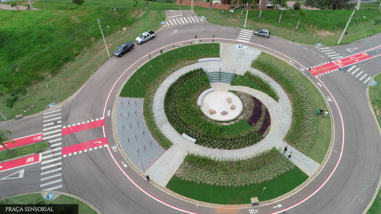 Imagem Terreno em Condomínio à Venda, 806 m² em Medeiros - Jundiaí