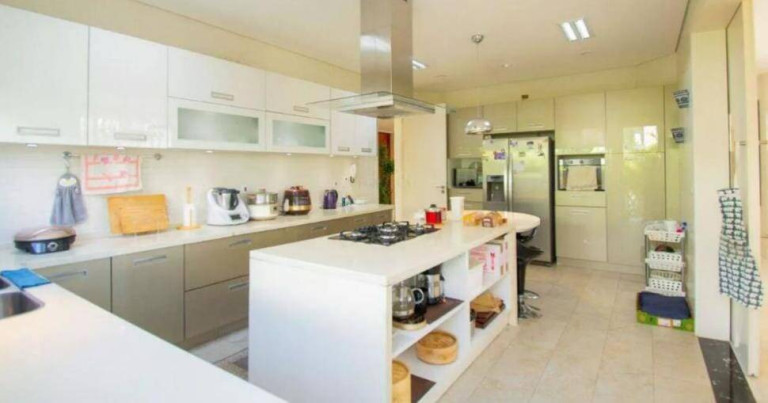 Imagem Casa com 2 Quartos à Venda, 887 m² em Alphaville - Santana De Parnaíba Imagem Casa com 2 Quartos à Venda, 887 m² em Alphaville - Santana De Parnaíba