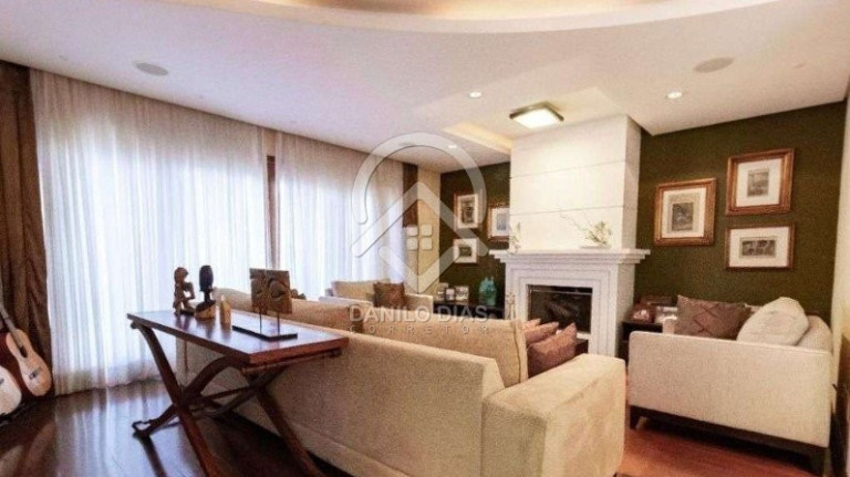 Casa com 3 Quartos à Venda, 385 m² em Campo Belo - São Paulo