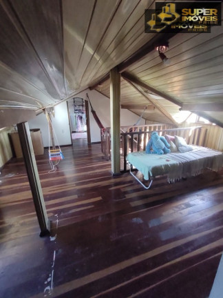 Imagem Casa com 3 Quartos à Venda, 224 m² em Fragata - Pelotas