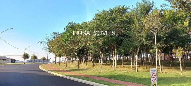 Imagem Terreno à Venda, 720 m² em Alto Do Castelo - Ribeirão Preto Imagem Terreno à Venda, 720 m² em Alto Do Castelo - Ribeirão Preto