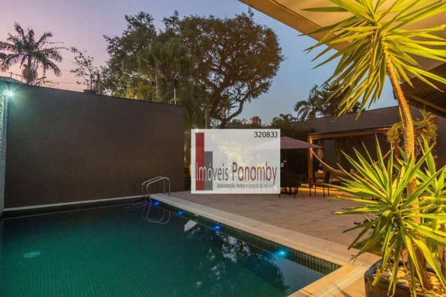 Sobrado com 4 Quartos à Venda, 720 m² em Pacaembu - São Paulo