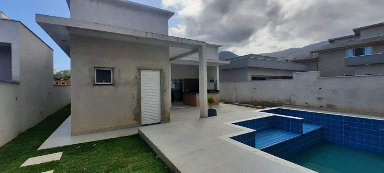 Imagem Casa com 3 Quartos à Venda, 190 m² em Mar Verde Ii - Caraguatatuba