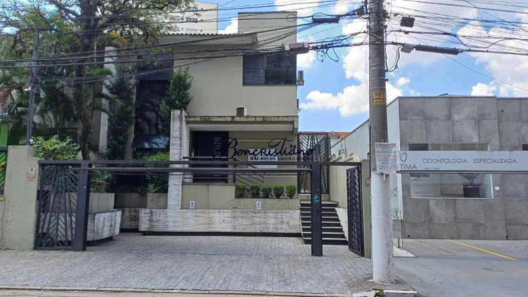 Casa com 10 Quartos para Alugar,  em água Fria - Sao Paulo