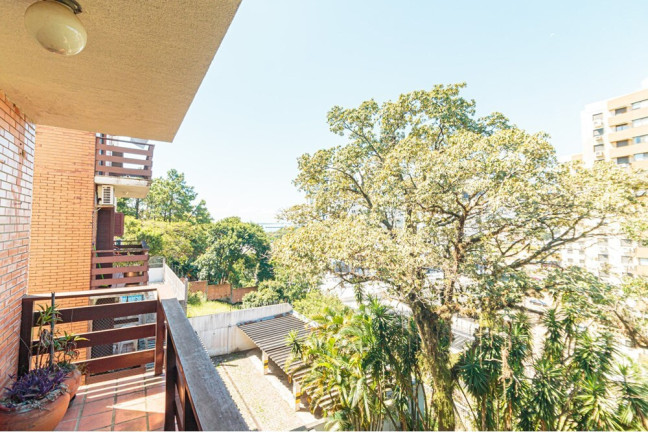 Imagem Apartamento com 3 Quartos à Venda, 157 m² em Vila Assunção - Porto Alegre