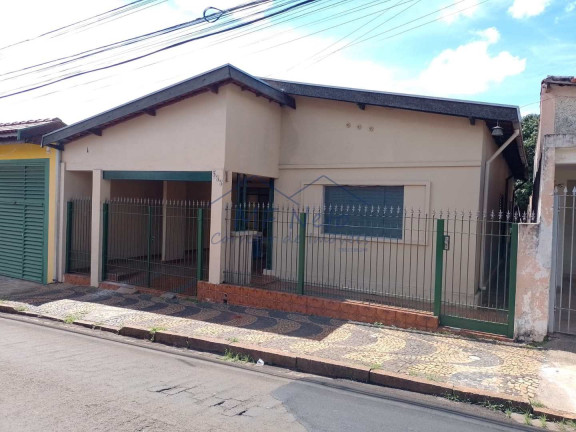 Imagem Casa com 3 Quartos à Venda, 338 m² em Centro - Pirassununga Imagem Casa com 3 Quartos à Venda, 338 m² em Centro - Pirassununga