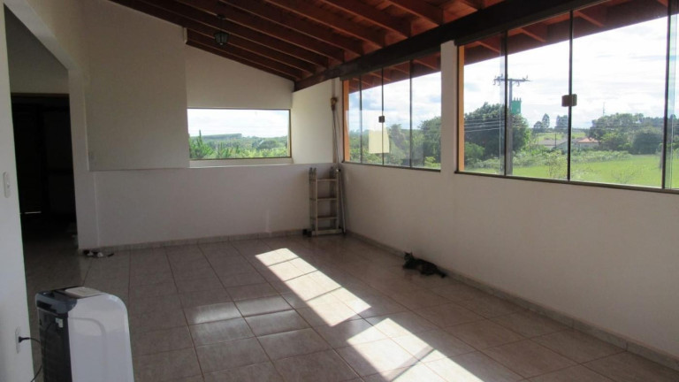 Imagem Casa com 2 Quartos à Venda, 229 m² em Estribo - Avaré