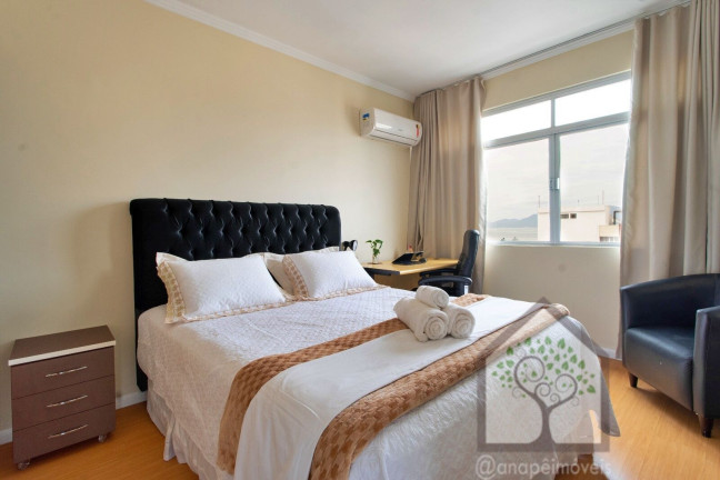 Imagem Apartamento com 2 Quartos à Venda, 65 m² em Centro - Florianópolis Imagem Apartamento com 2 Quartos à Venda, 65 m² em Centro - Florianópolis
