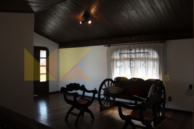Imagem Casa com 5 Quartos à Venda, 350 m² em água Verde - Blumenau