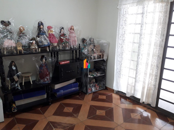 Imagem Casa com 3 Quartos à Venda, 180 m² em Jardim Califórnia - Jundiaí Imagem Casa com 3 Quartos à Venda, 180 m² em Jardim Califórnia - Jundiaí