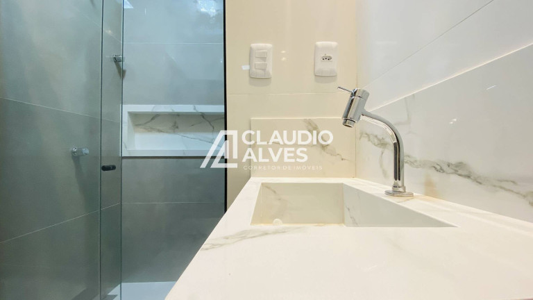 Imagem Casa com 4 Quartos à Venda, 150 m² em João Paulo - Feira De Santana Imagem Casa com 4 Quartos à Venda, 150 m² em João Paulo - Feira De Santana
