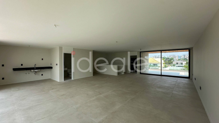 Imagem Casa de Condomínio com 5 Quartos à Venda, em Barra Da Tijuca - Rio De Janeiro Imagem Casa de Condomínio com 5 Quartos à Venda, em Barra Da Tijuca - Rio De Janeiro