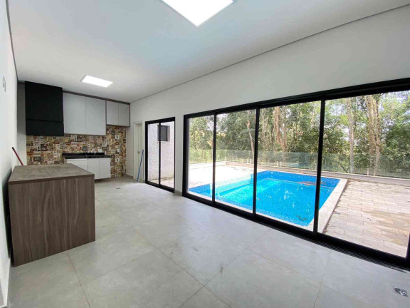 Imagem Casa com 4 Quartos à Venda, 230 m² em Aruã - Mogi Das Cruzes Imagem Casa com 4 Quartos à Venda, 230 m² em Aruã - Mogi Das Cruzes