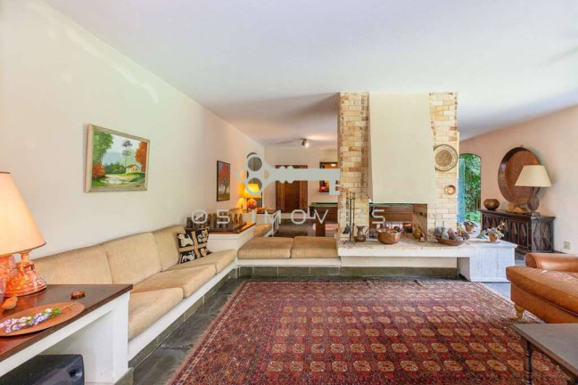 Imagem Casa com 6 Quartos à Venda, em Parque Silvino Pereira - Cotia Imagem Casa com 6 Quartos à Venda, em Parque Silvino Pereira - Cotia