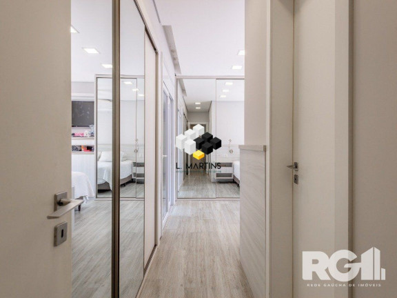 Imagem Casa com 3 Quartos à Venda, 400 m² em Três Figueiras - Porto Alegre Imagem Casa com 3 Quartos à Venda, 400 m² em Três Figueiras - Porto Alegre