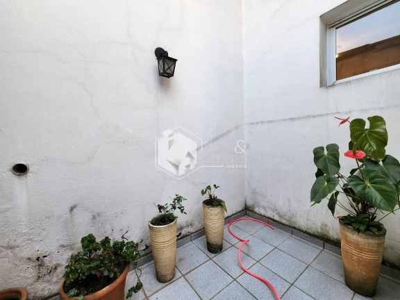 Imagem Casa com 2 Quartos à Venda, 142.710 m² em Vila Ipojuca - São Paulo