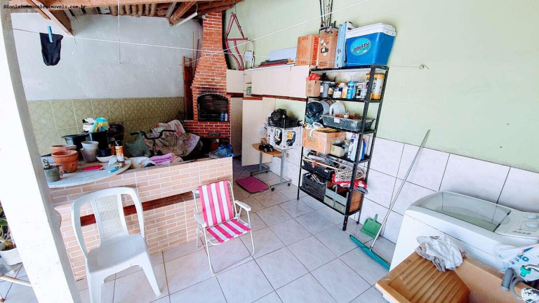 Imagem Casa com 3 Quartos à Venda, 245 m² em Cidade Nova Peruíbe - Peruíbe
