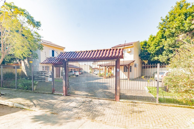 Casa com 2 Quartos à Venda,  em Ipanema - Porto Alegre