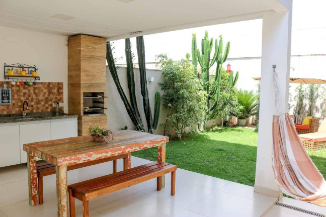 Imagem Casa com 3 Quartos à Venda, 251 m² em Jardim Paulista - Atibaia Imagem Casa com 3 Quartos à Venda, 251 m² em Jardim Paulista - Atibaia