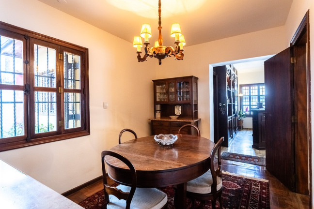 Imagem Casa com 3 Quartos à Venda, 250 m² em Sumaré - São Paulo Imagem Casa com 3 Quartos à Venda, 250 m² em Sumaré - São Paulo