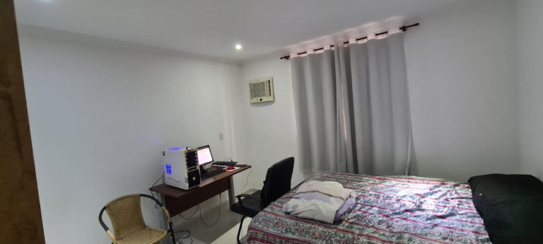 Imagem Casa com 4 Quartos à Venda, 229 m² em Campo Grande - Rio De Janeiro