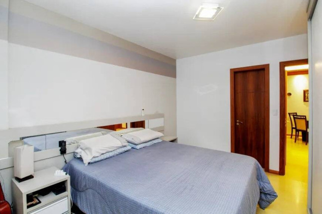 Imagem Apartamento com 2 Quartos à Venda, 75 m² em Santana - Porto Alegre