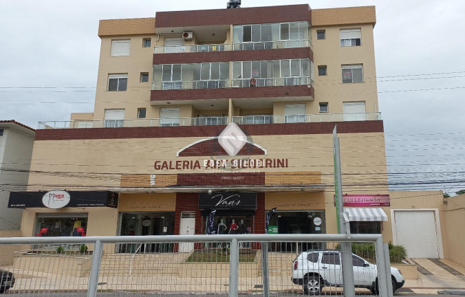 Apartamento com 3 Quartos à Venda, 84 m² em Centro - Pelotas